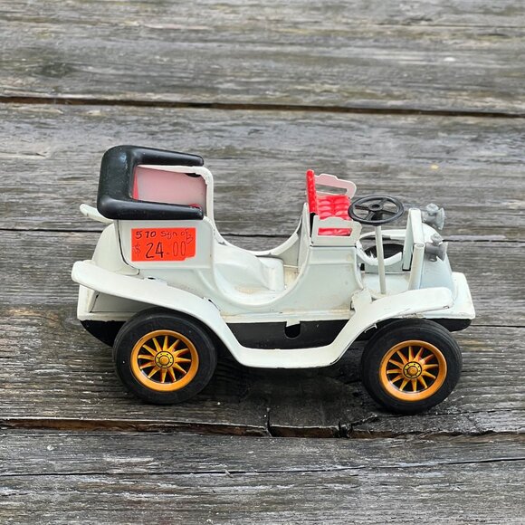 Vintage Bandai Japan Tin Toy Push Friction Car Sign of Quality - Picture 2 of 12